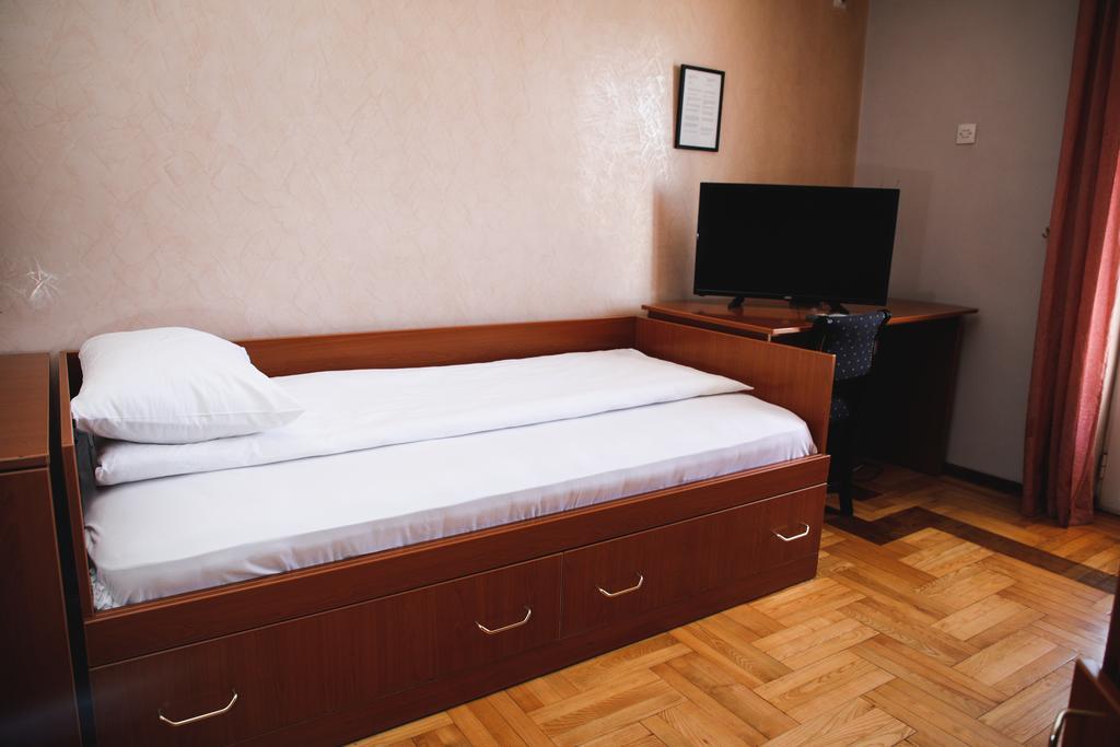 Hotel Bojatours Ποντγορίτσα Εξωτερικό φωτογραφία